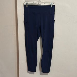 Navy blue leggings with pockets!